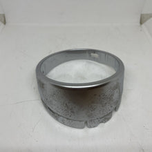 Load image into Gallery viewer, Genuine Land Rover Range Rover Discovery 4 10-16 Bezel RH Outer LR014303