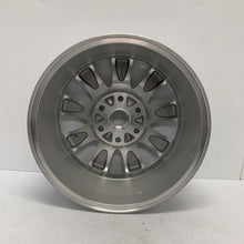 Load image into Gallery viewer, Genuine Mitsubishi Shogun 18” Alloy Wheel 2010