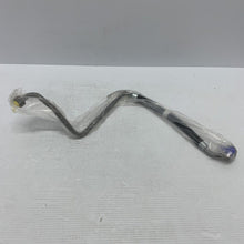Load image into Gallery viewer, Genuine Land Rover Defender 87-06 hose pipe to oil cooler v8 esr1915