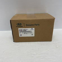 Load image into Gallery viewer, New Genuine Hyundai iX20 Front Right Hand Door Lock Actuator 813201K040