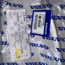 Load image into Gallery viewer, Volvo S60 2011 - 2013 Moulding Matt Finish Fr Bumper Left 31283096