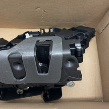 Load image into Gallery viewer, OEM LAND ROVER DISCOVERY 4 L319 FRONT LEFT DOOR LOCK ACTUATOR LR091349 GENUINE
