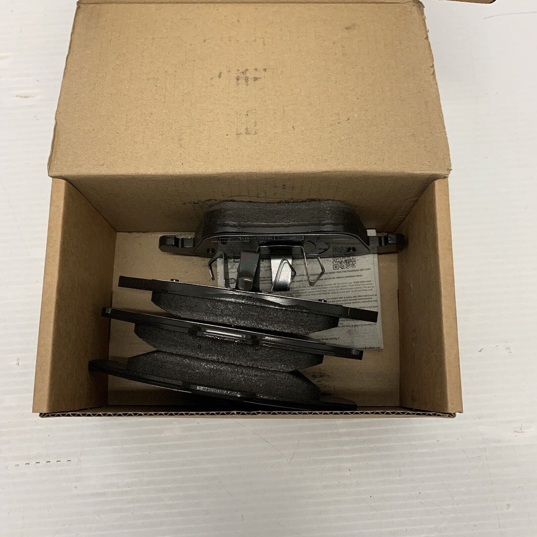 Genuine Ford 2110592 KIT BRAKE PAD FRONT LINING