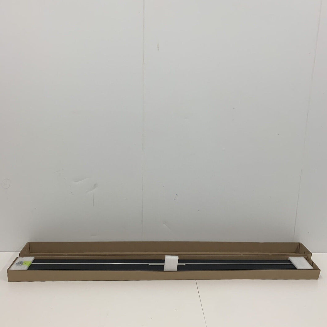 Discovery 5 - Deployable Side Steps - Side Step Plate, Left Side, 18MY Onwards