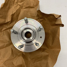 Load image into Gallery viewer, OEM VAUXHALL MOKKA FRONT WHEEL HUB ASSEMBLY 13588470 NEW