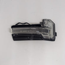 Load image into Gallery viewer, NEW GENUINE AUDI Q3 F3 Front Right Door Mirror Turn Indicator 81A949102
