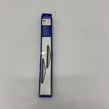 Load image into Gallery viewer, Genuine Volvo s60 v70 00274433 HEADLIGHT WIPER BLADES PAIR 274433