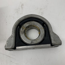 Load image into Gallery viewer, Genuine IVECO Prop. Shaft carr 93194978