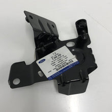 Load image into Gallery viewer, Genuine Ford Front Fender bracket 2005432