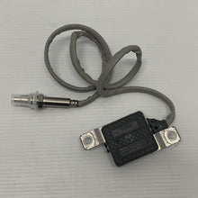 Load image into Gallery viewer, Genuine Volkswagen Amarok s6 17-22 nox sensor 059907807n