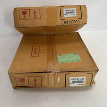 Load image into Gallery viewer, genuine  PAIR OF FRONT BRAKE DISCS FOR FORD RANGER PICKUP 2.5 TDDI 4X4 uh7433251