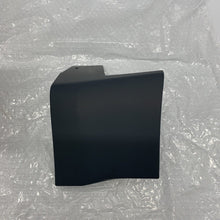 Load image into Gallery viewer, Genuine Land Rover Range Rover Sport 14- RH fender moulding primed lr064265