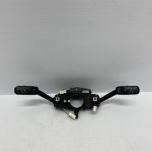 Load image into Gallery viewer, 2017 VW TOURAN II 5T ANGLE SQUIB SLIP RING INDICATOR WIPER STALK 5Q0953507GA