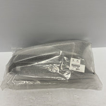 Load image into Gallery viewer, 2008-2016 PEUGEOT 3008 T8 5008 DASHBOARD CENTER AIR VENT RHD 824751 824752 OEM