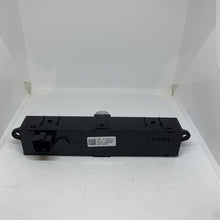 Load image into Gallery viewer, Genuine 2020 MG ZS RADIO CONTROL SWITCHES OEM 10582378