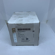 Load image into Gallery viewer, Genuine Vauxhall Petrol Engines Oil Filter Screw On 95509857