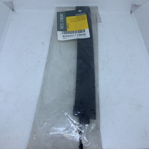 F56- Renault Front / Grile Towing Tow Hook Hole Eye Cover  Trim 8200271906