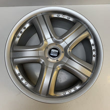 Load image into Gallery viewer, genuine seat alloy wheel brand new 7m0071492sb666