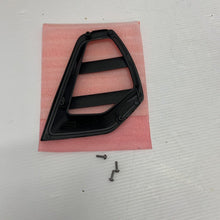 Load image into Gallery viewer, Genuine Citroen C4 DECORATIVE SUPPORT FOR ALLOY WHEEL A98331115XY