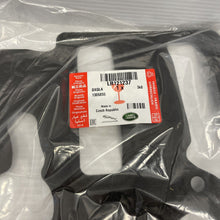 Load image into Gallery viewer, Genuine Land Rover Range Rover Insulator LR121237