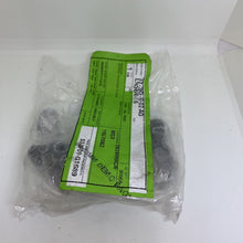 Load image into Gallery viewer, genuine Land Rover Range Rover 13- &amp; sport 14- pipe oil feed rh LR066536