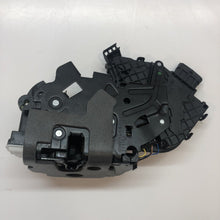 Load image into Gallery viewer, Genuine Rangerover D6 13-/ RRSport E3 14-L/H/R door latch LR064805-LR078748 new