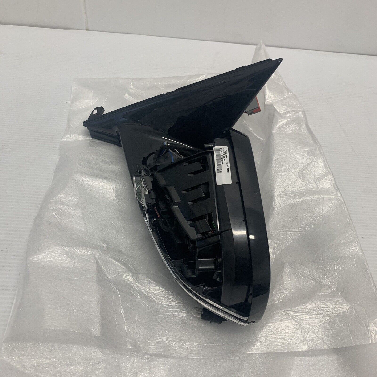 Genuine Jaguar XF 09-15 Door Mirror LHS C2Z19389 – Genuine Parts Ltd