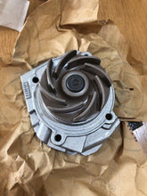 Load image into Gallery viewer, FIAT PUNTO 1999 WATER PUMP  P/N 0055184080