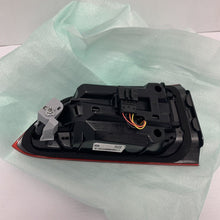 Load image into Gallery viewer, Genuine BMW Rear Light Tailgate Led Right 63217477718