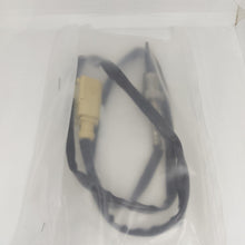 Load image into Gallery viewer, NEW GENUINE Exhaust Temperature Sensor for AUDI A4 B9 2.0 TDI 2015+ 8W0906088S