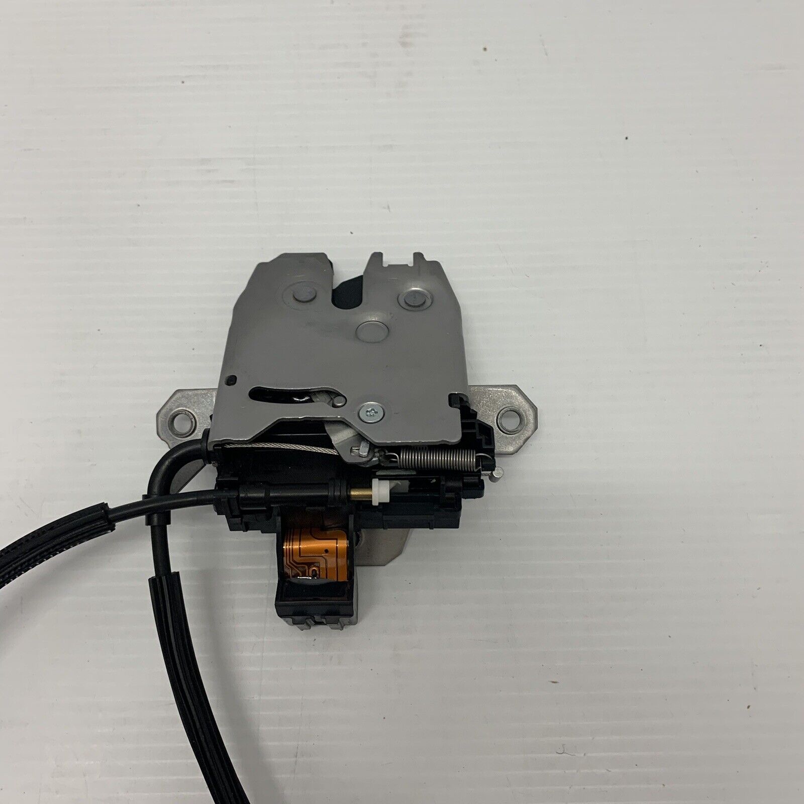 Genuine Jaguar XF 09-15 Tailgate Latch c2z27910 – Genuine Parts Ltd