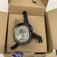 Load image into Gallery viewer, Genuine Peugeot 306 99-01 fog light rh 6205r0