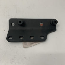 Load image into Gallery viewer, Iveco 98429118 Support Bracket new