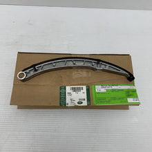 Load image into Gallery viewer, LAND ROVER DISCOVERY L319 Timing Chain Tensioner LR051013 New Genuine