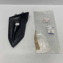 Load image into Gallery viewer, Genuine FORD FOCUS MK4 Front Right Fog Lamp Bracket 2369991