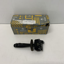 Load image into Gallery viewer, 7701038420 Remote Lights Renault Laguna 1.8 Rn 1995 5 Doors 4738899