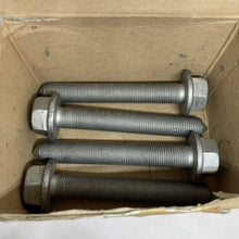 Load image into Gallery viewer, Genuine VW AUDI Passat Touareg Q7 B7 Hex Collared Bolt X4 N10586902