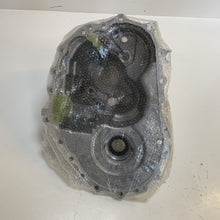 Load image into Gallery viewer, Genuine Mazda CAMBIO MAZDA6 2.0 TRANSMISSION CASING BRAND NEW AC0217100