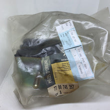 Load image into Gallery viewer, RENAULT MASTER II MOVANO B ENGINE MOUNT GENUINE NEW RENAULT 7700745357