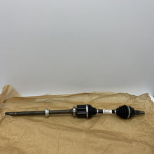 Load image into Gallery viewer, Genuine Land Rover Range Rover Evoque 12-18 discovery sport drive shaft lr071950