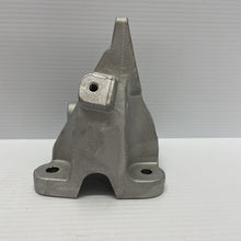 Load image into Gallery viewer, Genuine Jaguar XE Engine Mount 2.0 diesel &amp; Petrol LH RWD GX736061FB T4N1135