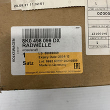 Load image into Gallery viewer, 43833658