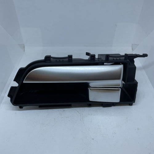 DISCOVERY 4 & RRS INNER DOOR HANDLE LEFT FRONT GENUINE NEW LR031885