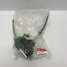 Load image into Gallery viewer, GENUINE 2014 KIA CEED 5 Door RIGHT FRONT DOOR LOCK ASSEMBLY 81320A2120