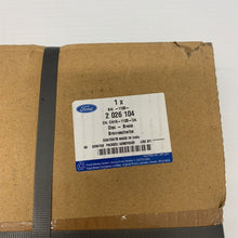 Load image into Gallery viewer, Genuine Ford EcoSport Front Vented Brake Discs  278mm 2013- 2026104