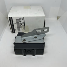 Load image into Gallery viewer, 46977002