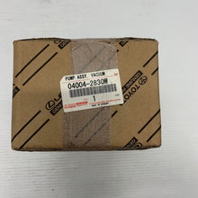Load image into Gallery viewer, GENUINE TOYOTA VACUUM PUMP ASSY 04004-2830W 040042830W