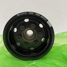 Load image into Gallery viewer, NEW LAND ROVER DISCOVERY V L462 CRANKSHAFT PULLEY LR124257 GENUINE