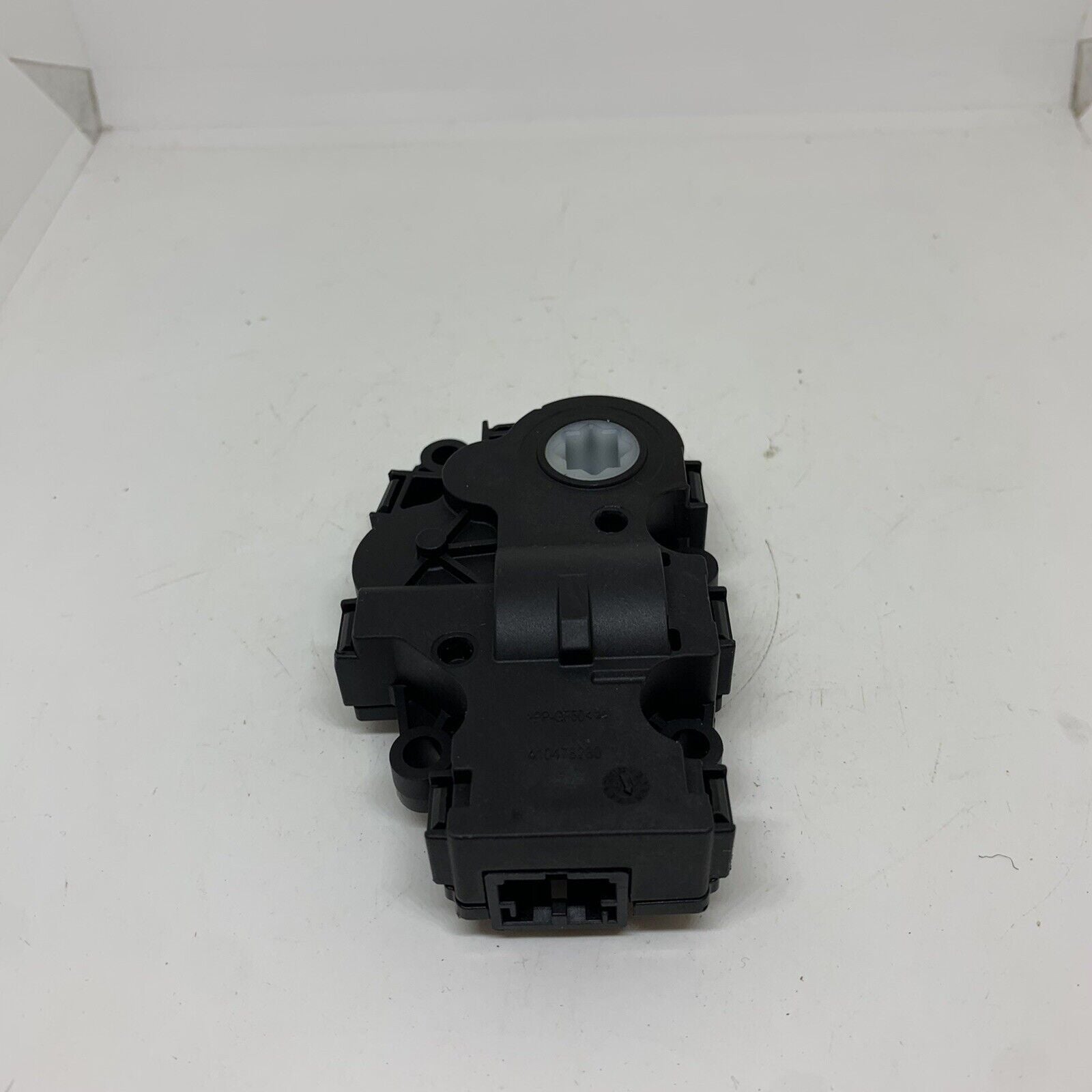 Genuine Land Rover Range Rover Stepper Heater Motor RHD LR082174 