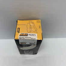 Load image into Gallery viewer, Genuine brake engineering pa2571 discovery range rover brake pad set